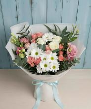 Букет цветов из:  Розы, Лизиантусы и Хризантемы в Татарино