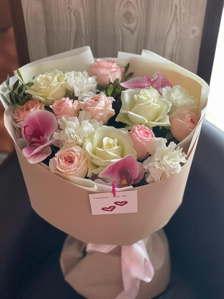 Букет цветов из: Орхидеи, Розы и Гвоздики в Татарино