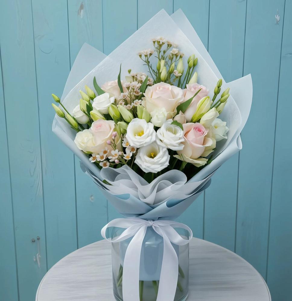 Букет цветов из: Розы и Лизиантусы в Татарино