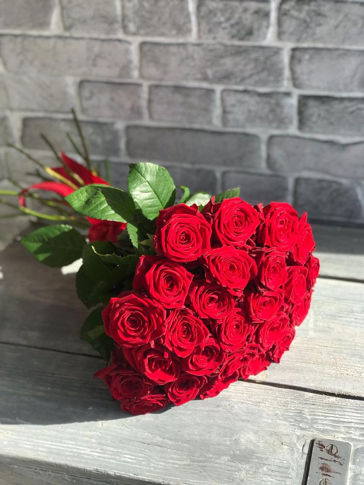 Букет Красные розы Фридом в Татарино