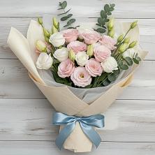 Букет цветов из:  Лизиантусы в Татарино