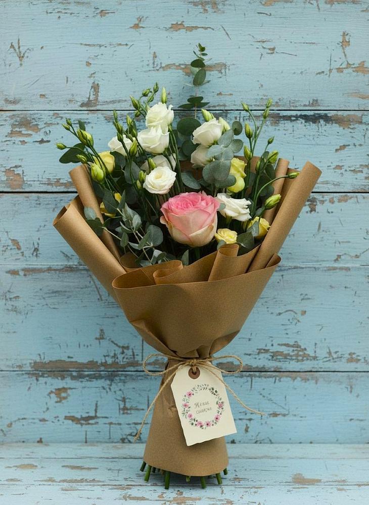 Букет цветов из: Розы и Лизиантусы в Татарино