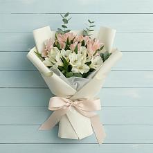 Букет цветов из:  Альстромерии в Татарино