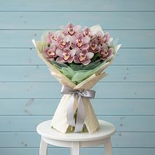 Букет цветов из:  Орхидеи и Розы в Татарино