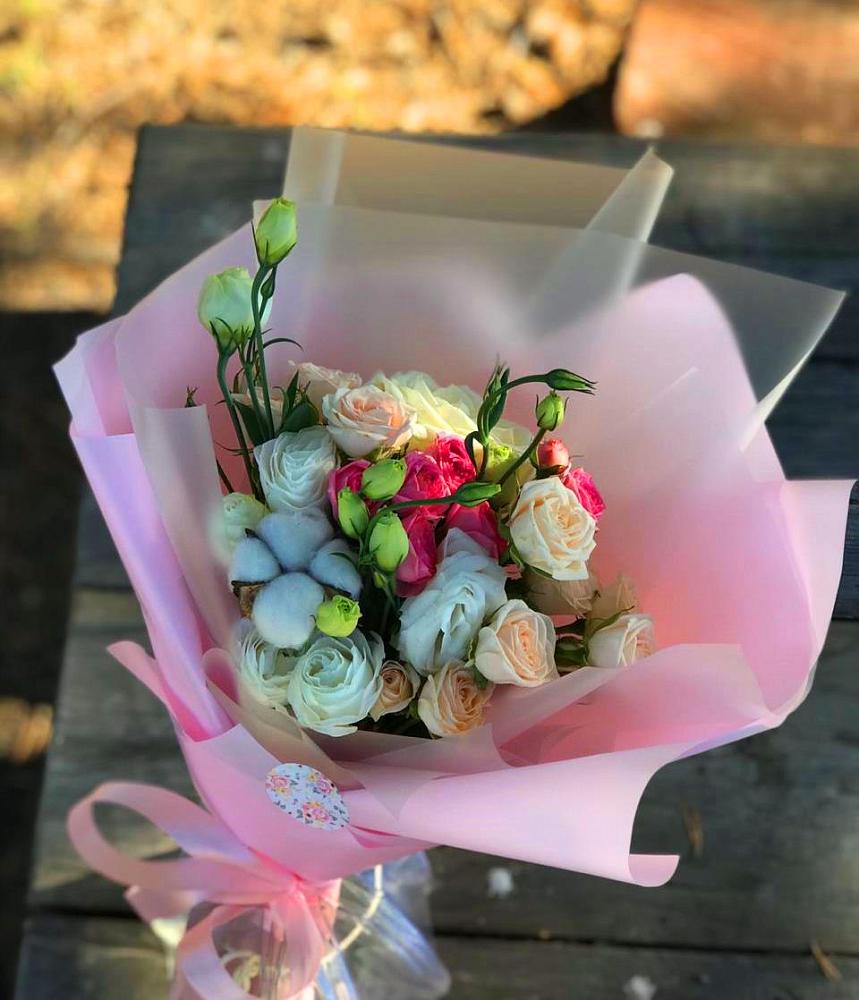 Букет цветов из: Розы и Лизиантусы в Татарино