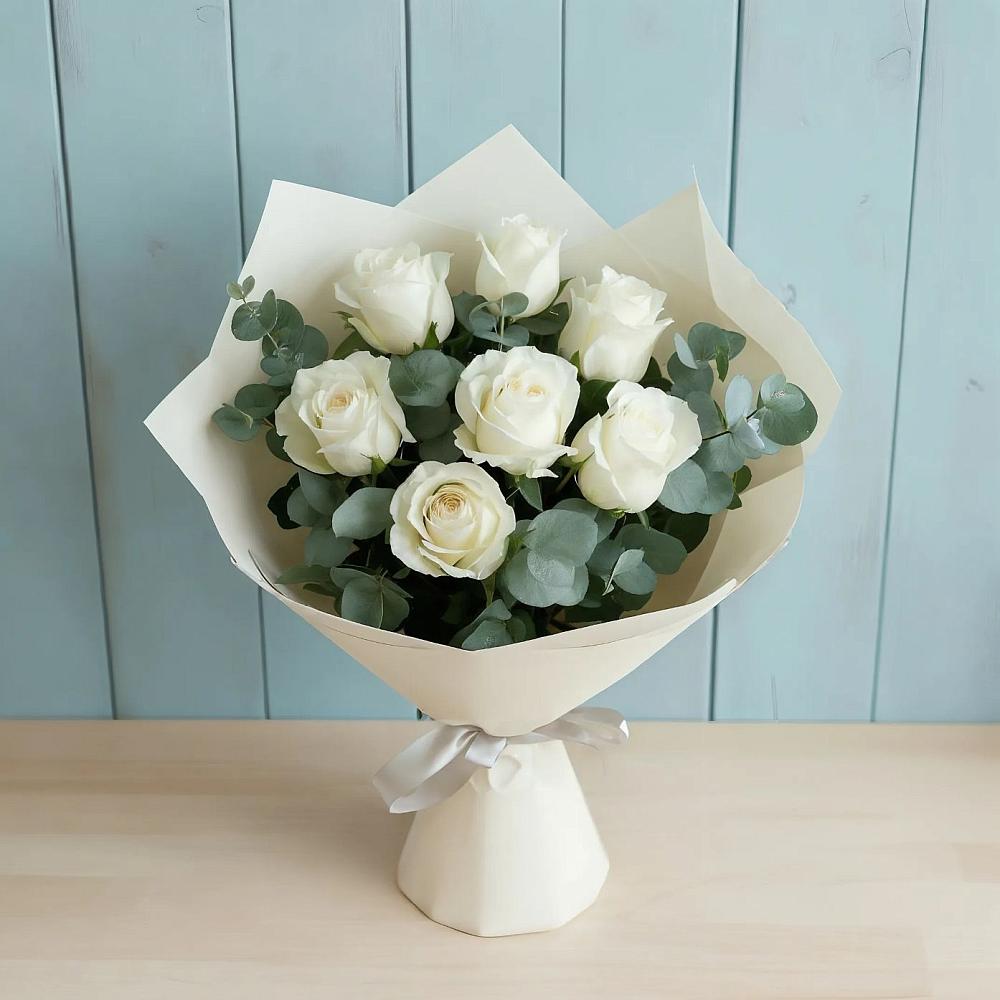 Букет Белые розы в Эвкалипте в Татарино