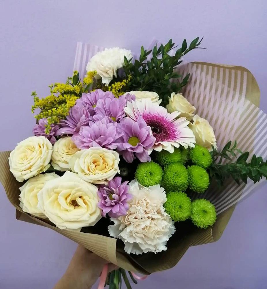 Букет цветов из: Хризантемы, Розы, Гвоздики и Герберы в Татарино