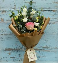 Букет цветов из:  Розы и Лизиантусы в Татарино