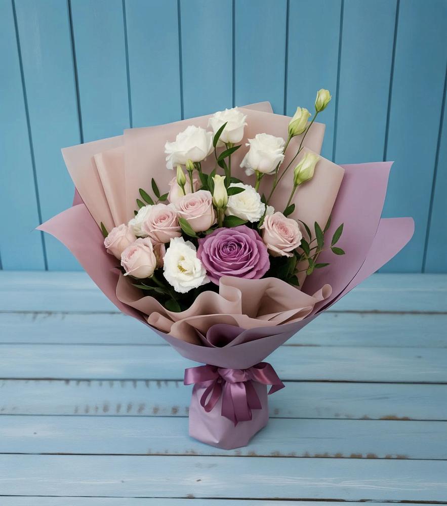 Букет цветов из: Розы и Лизиантусы в Татарино